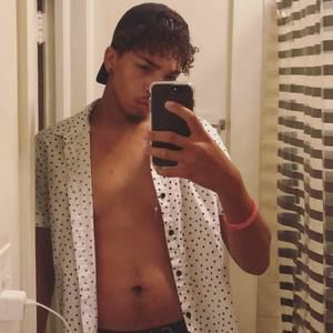 Meet your Posher, Lance